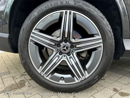 2025 Mercedes-Benz GLC - photo 4