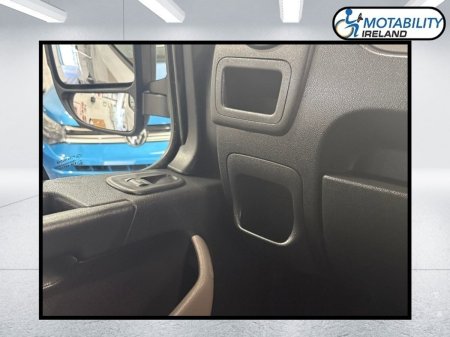 2015 Renault Master - photo 19