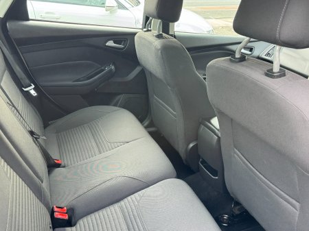 2017 Ford Focus - photo 9