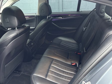 2018 BMW 5-Series - photo 11
