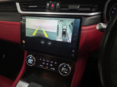 2021 Jaguar F-Pace - photo 12
