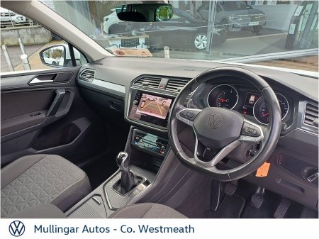 2023 Volkswagen Tiguan - photo 8