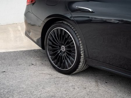 2025 Mercedes-Benz E-Class - photo 3