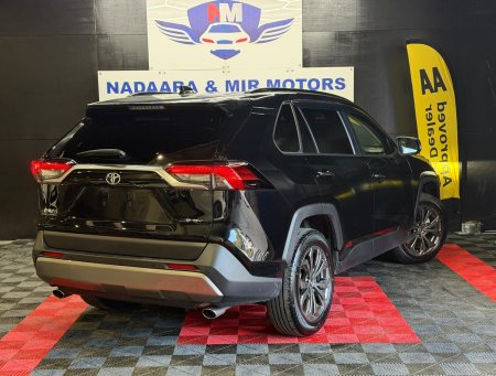 2025 Toyota RAV4 - photo 11