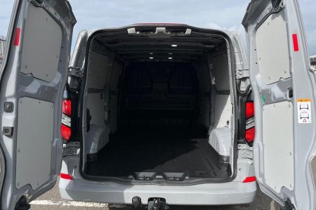 2026 Ford Transit Custom - photo 6