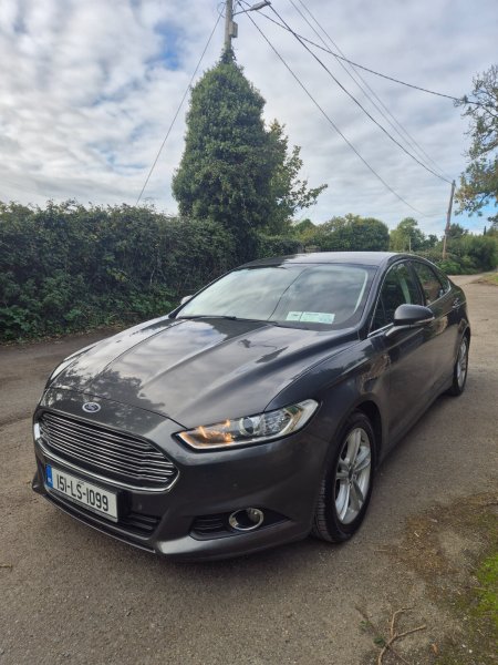 2015 Ford Mondeo - photo 11
