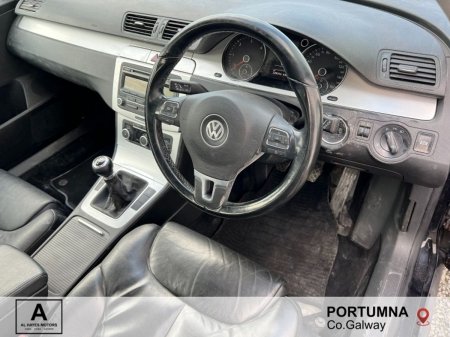 2010 Volkswagen Passat - photo 6