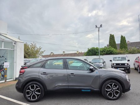 2023 Citroen e-C4 - photo 2