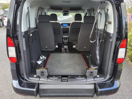 2026 Ford Tourneo Connect - photo 14