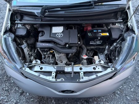 2016 Toyota Yaris - photo 15
