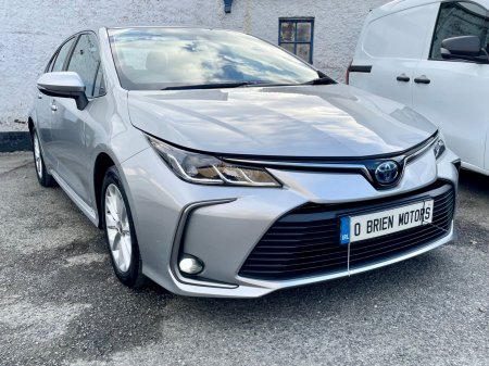 2022 Toyota Corolla 1.8 Hybrid Luna Saloon