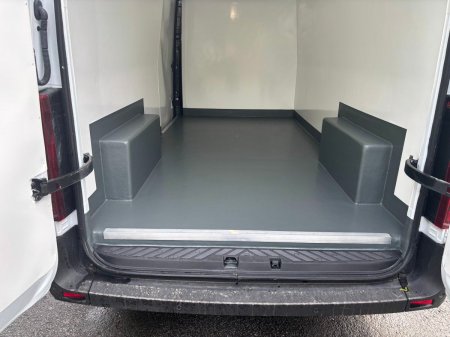 2026 Nissan Interstar - photo 14