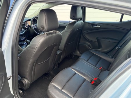 2021 Opel Astra - photo 18