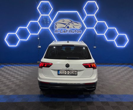 2023 Volkswagen Tiguan - photo 10