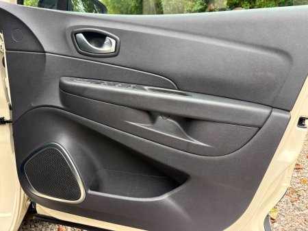 2019 Renault Captur - photo 21