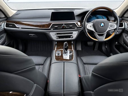 2017 BMW 7-Series - photo 7