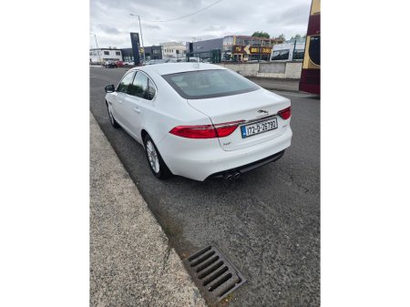2017 Jaguar XF - photo 23