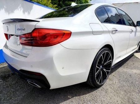 2017 BMW 5-Series - photo 10
