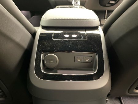 2027 Volvo V60 - photo 26