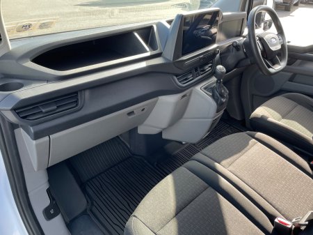 2025 Ford Transit - photo 18