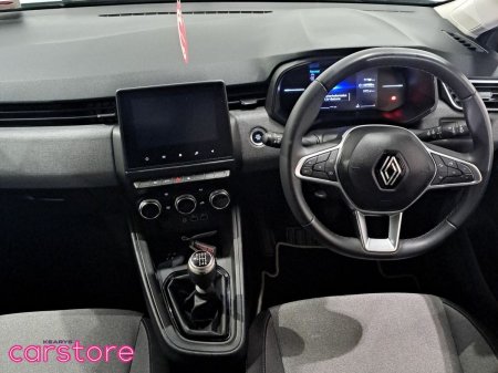 2024 Renault Clio - photo 9