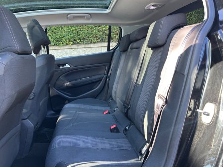 2017 Peugeot 308 - photo 23