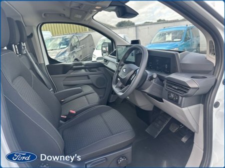 2026 Ford Transit Custom - photo 2