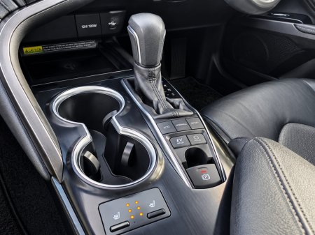2019 Toyota Camry - photo 22