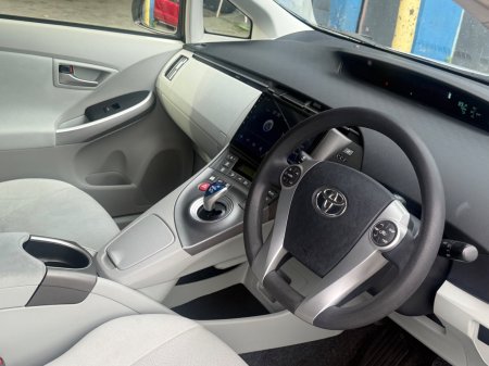 2015 Toyota Prius - photo 7