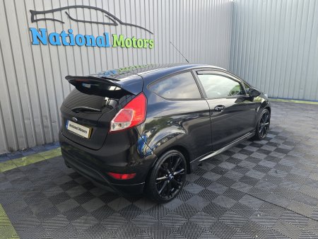 2015 Ford Fiesta - photo 3