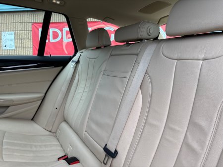 2017 BMW 5-Series - photo 14