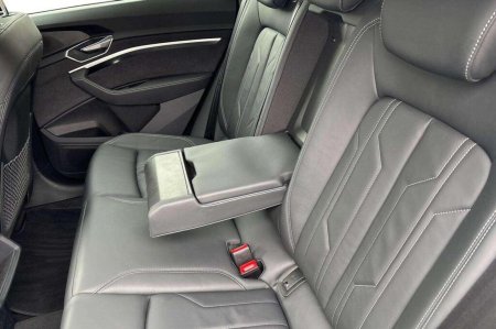 2023 Audi Q8 e-tron - photo 9