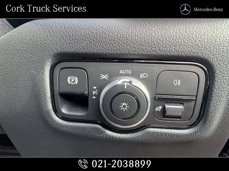 2027 Mercedes-Benz Vito - photo 14