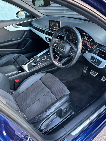 2018 Audi A4 - photo 16