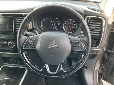 2018 Mitsubishi Outlander - photo 24