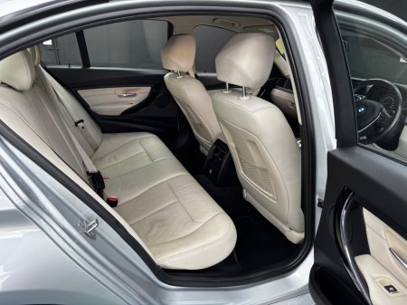 2019 BMW 3-Series - photo 28