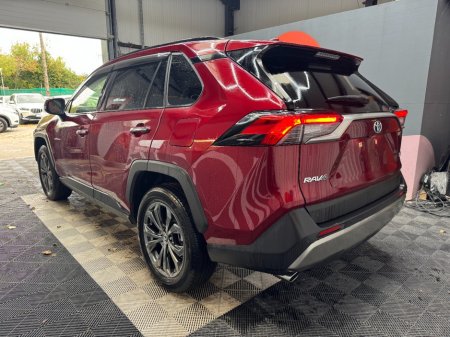 2024 Toyota RAV4 - photo 5