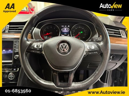 2017 Volkswagen Passat - photo 17