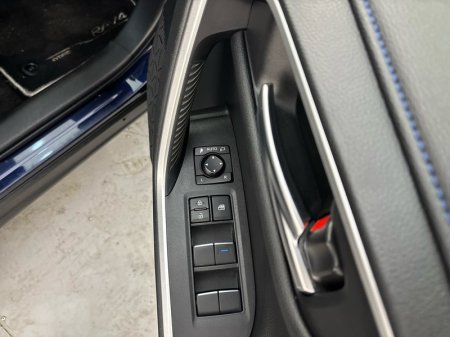 2020 Toyota RAV4 - photo 12
