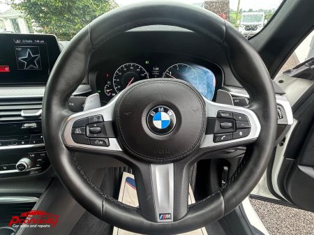 2019 BMW 5-Series - photo 18