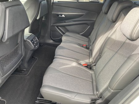 2021 Peugeot 5008 - photo 23