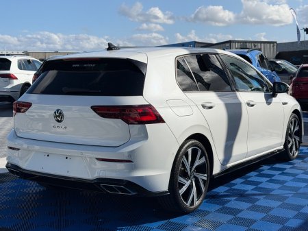 2023 Volkswagen Golf - photo 8