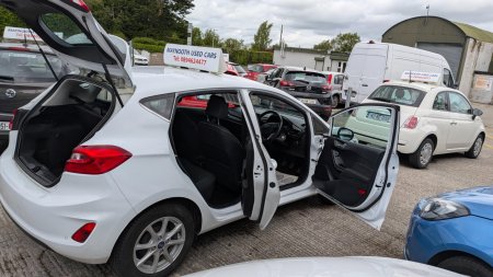 2018 Ford Fiesta - photo 7