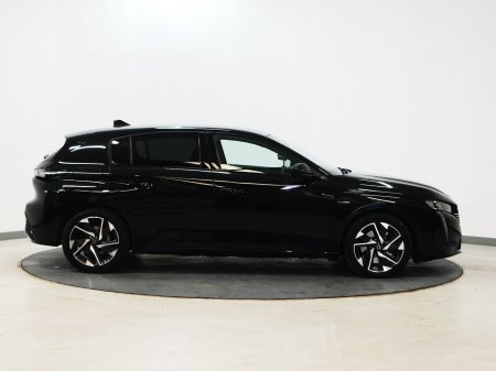 2023 Peugeot 308 - photo 2