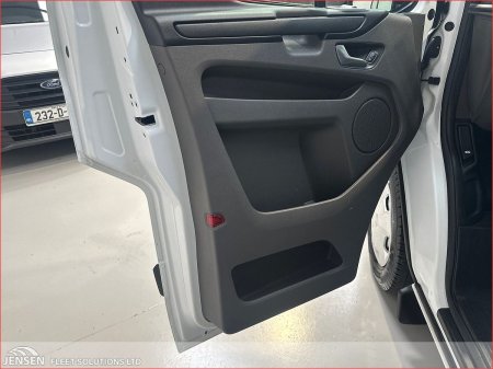 2022 Ford Transit Custom - photo 16