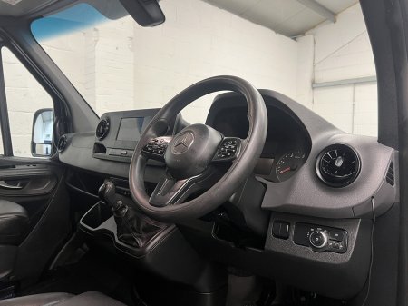 2019 Mercedes-Benz Sprinter - photo 9