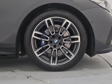 2026 BMW 5-Series - photo 14