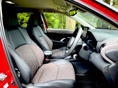 2025 Toyota Yaris Cross - photo 11