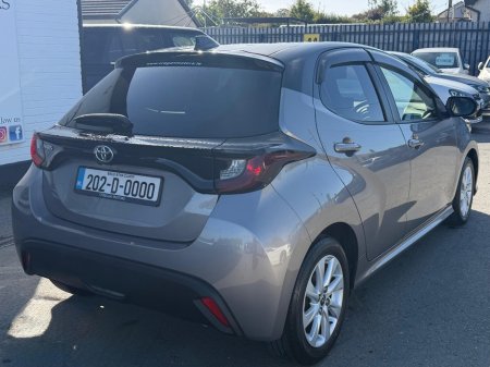 2020 Toyota Yaris - photo 4