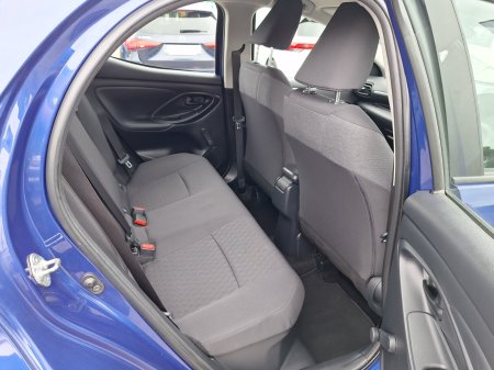 2023 Toyota Yaris - photo 11